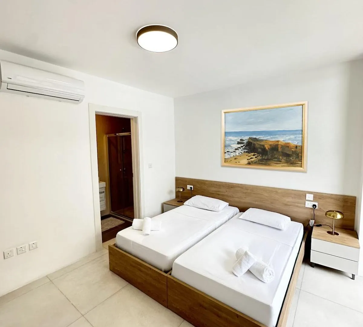 Apartment Elegant Escape In Pacaville Saint Julian's